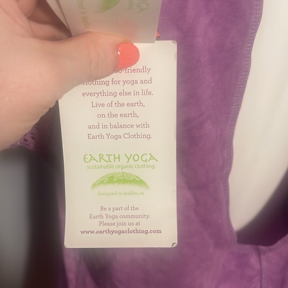 Earth Yoga NWT ladies x-large yoga top with open back. - Picture 7 of 10